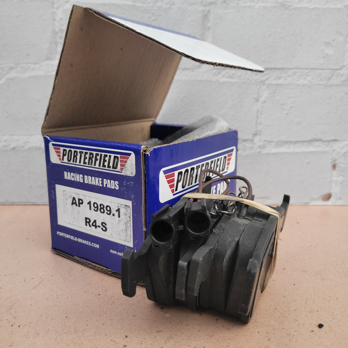 ALFA ROMEO GIULIA/STELVIO (2.0L) - PORTERFIELD R4-S BRAKE PADS